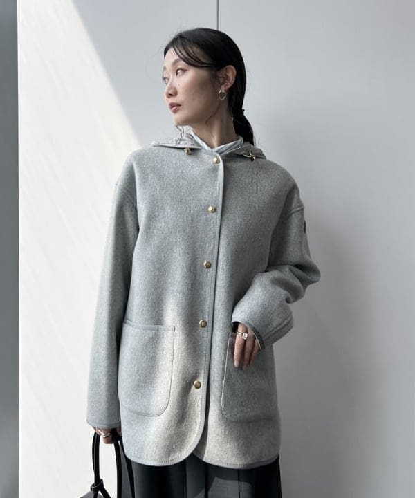 隈元 楓さんの「BEAMS WOMEN｜アシンメトリー プリーツスカート」を使ったコーディネート