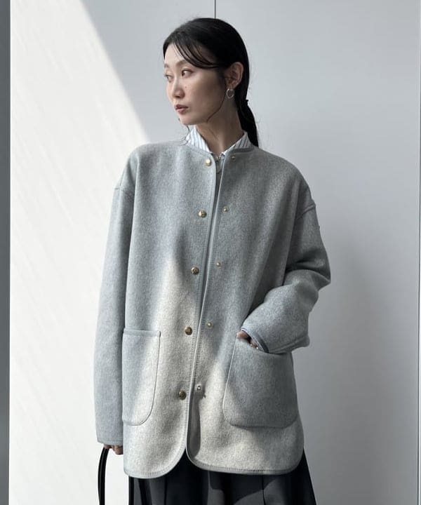 隈元 楓さんの「BEAMS WOMEN｜アシンメトリー プリーツスカート」を使ったコーディネート