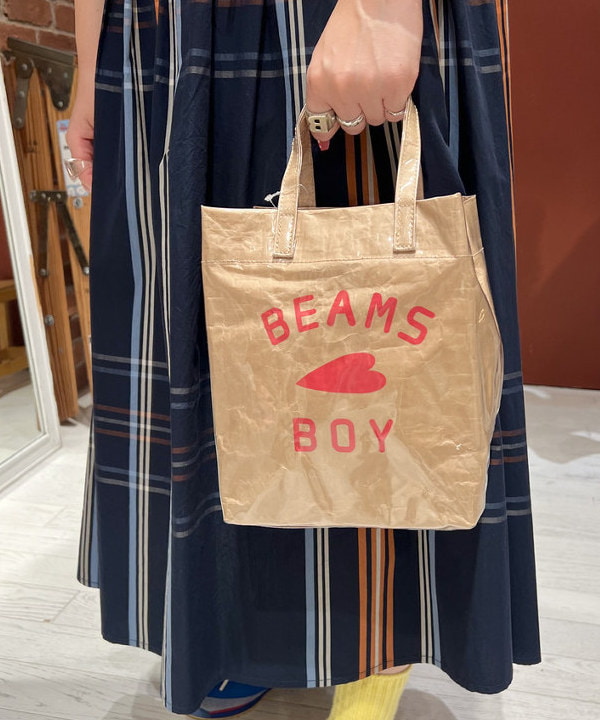 エノモト アミさんの「BEAMS WOMEN｜セーラー カラー ベスト」を使ったコーディネート