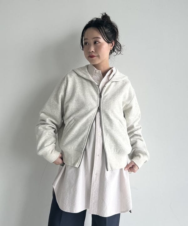 清水 彩乃さんの「BEAMS WOMEN｜セーラー スウェット フルジップ」を使ったコーディネート