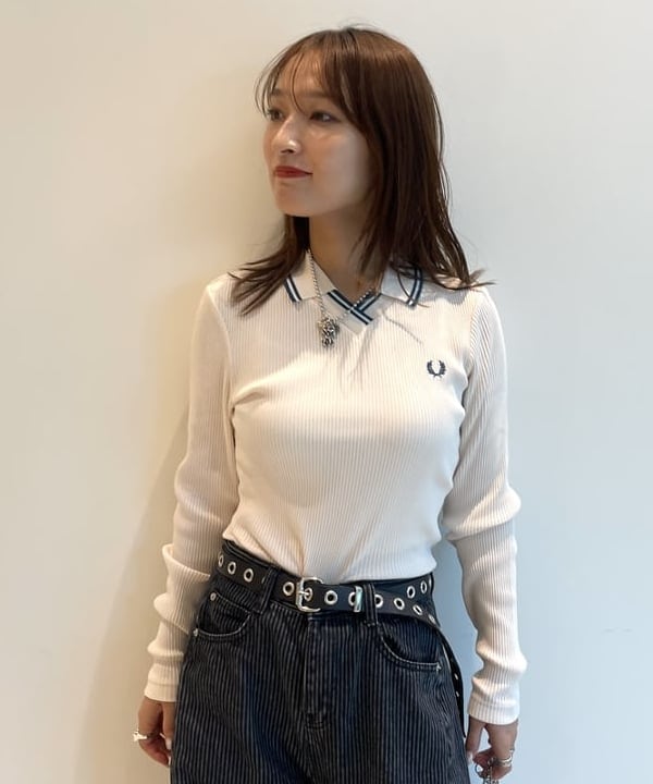 松本 佳菜子さんの「BEAMS WOMEN｜【別注】キャセ  シャイニーニット バッグ 」を使ったコーディネート