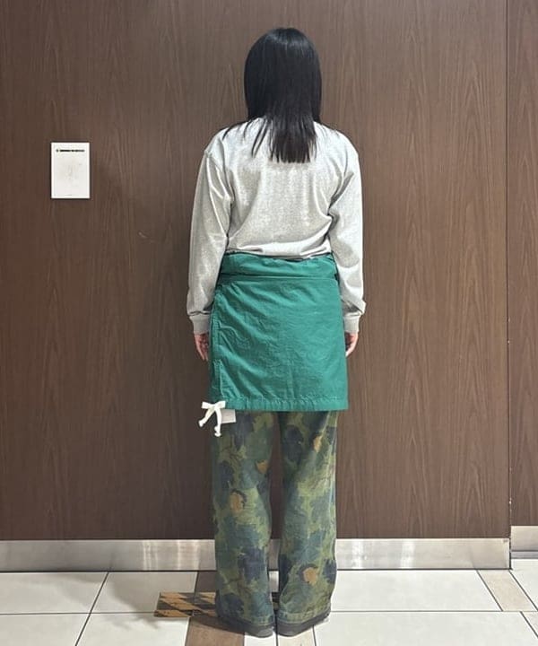 クロサワさんの「BEAMS WOMEN｜【別注】SCREEN STARS / プリント ロングスリーブ Tシャツ」を使ったコーディネート