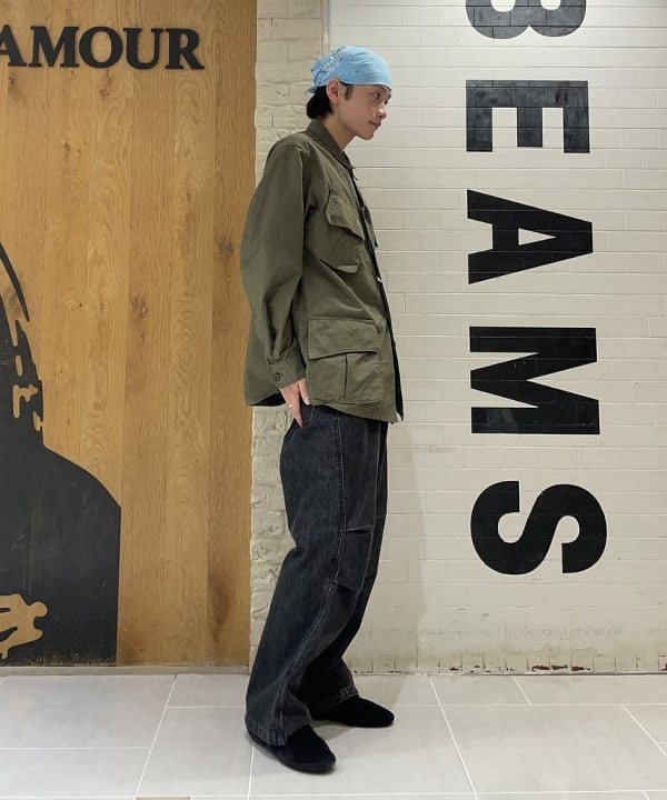 マツミヤさんの「BEAMS WOMEN｜【別注】Gramicci / デニム オーバーパンツ」を使ったコーディネート