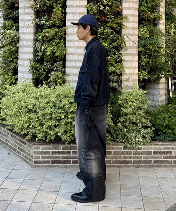 配島 孝明さんの「BEAMS WOMEN｜BEAMS PLUS / レジメンタル ストラップ サッカー 6パネル キャップ」を使ったコーディネート