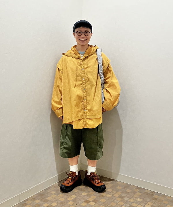 土田 達也さんの「BEAMS WOMEN｜BEAMS / ビッグ 6ポケット カーゴ ショーツ」を使ったコーディネート