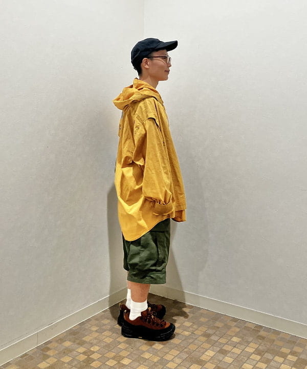 土田 達也さんの「BEAMS WOMEN｜BEAMS / ビッグ 6ポケット カーゴ ショーツ」を使ったコーディネート