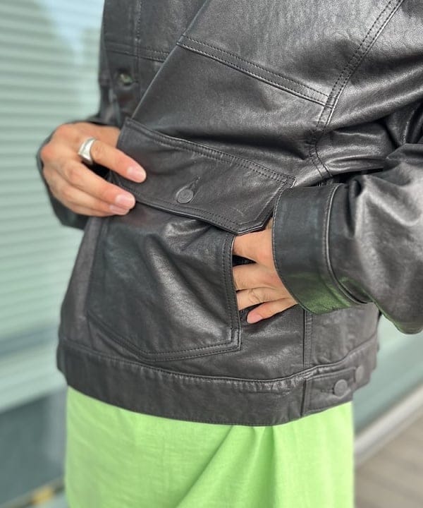 BAKU(東江 漠)さんの「BEAMS WOMEN｜ブークレ チェック イージーパンツ」を使ったコーディネート