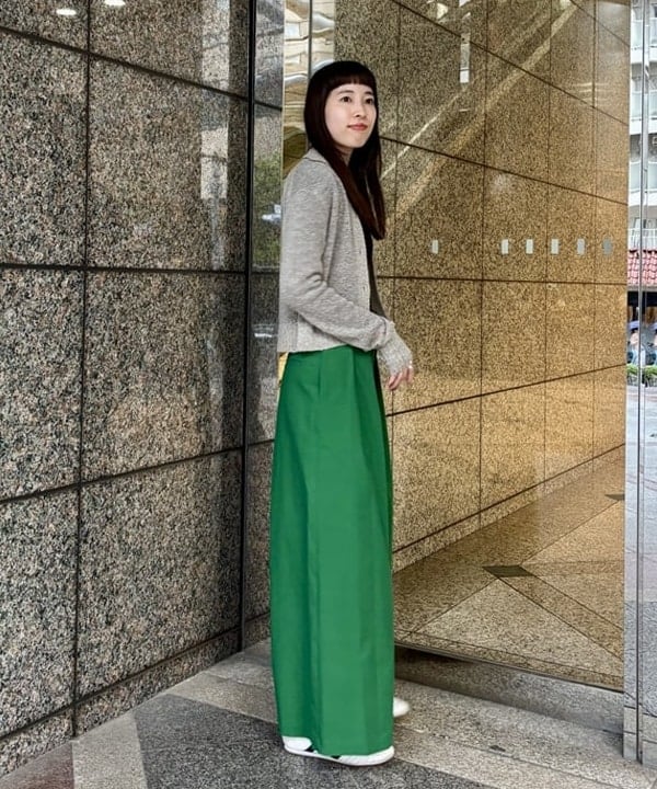 はやしあかねさんの「BEAMS WOMEN｜AK+1 / ポロカラーショート カーディガン」を使ったコーディネート