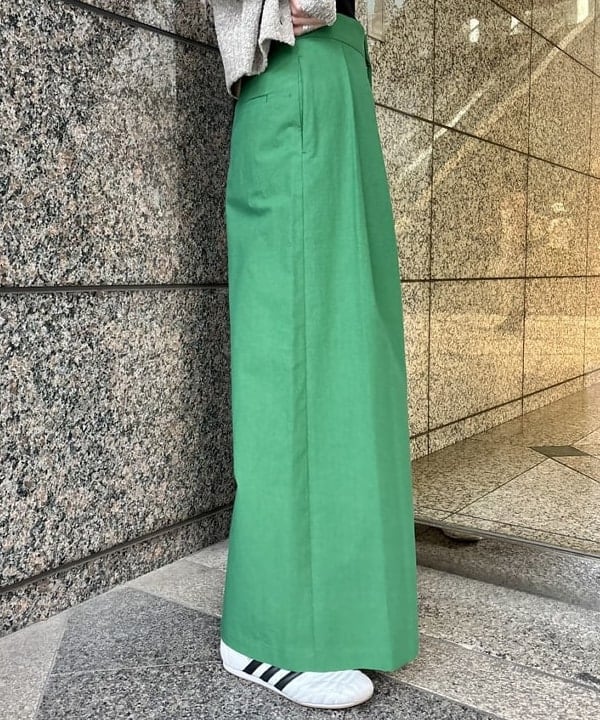 はやしあかねさんの「BEAMS WOMEN｜AK+1 / ポロカラーショート カーディガン」を使ったコーディネート