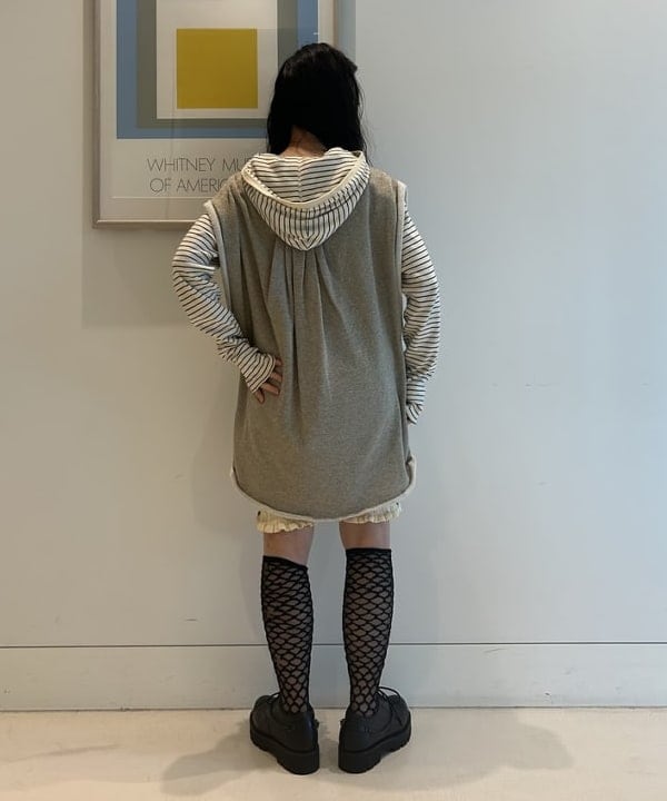 清水 彩乃さんの「BEAMS WOMEN｜maturely / グリッターミニワンピース」を使ったコーディネート