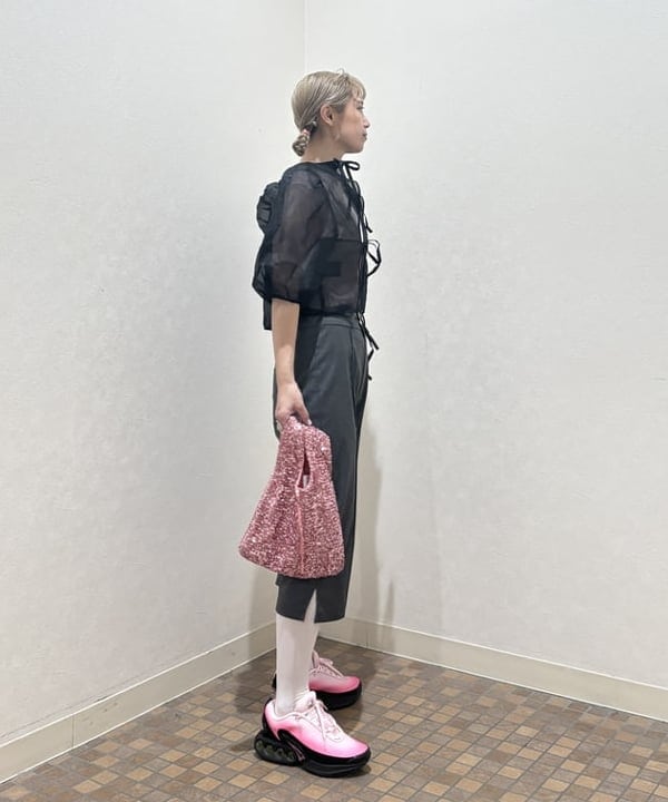 YABUさんの「BEAMS WOMEN｜ストレッチ カプリ パンツ」を使ったコーディネート