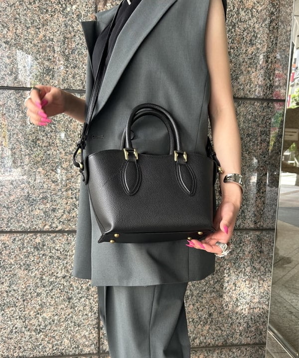 大槻 まひろさんの「BEAMS WOMEN｜ヘルシー ニット キャミソール .M」を使ったコーディネート