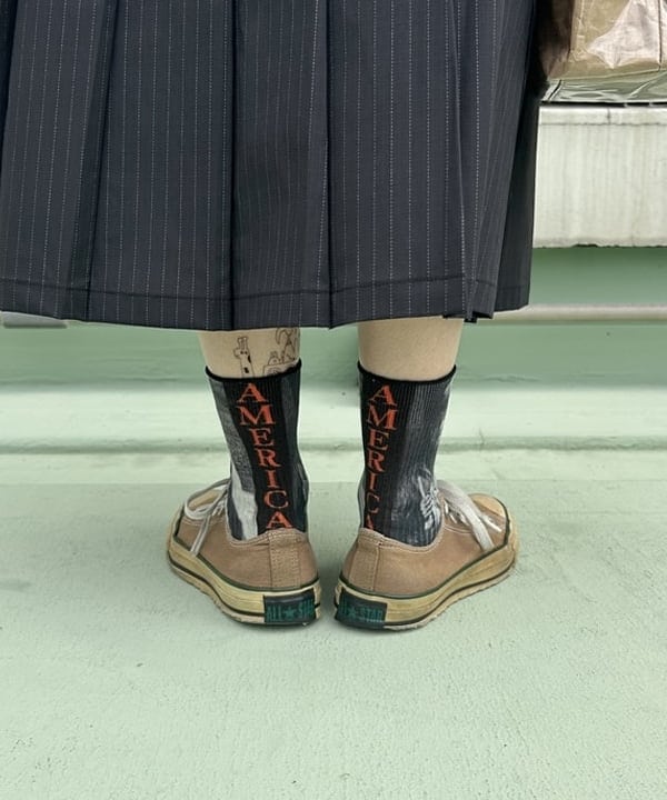 MATSUMOTO AMIさんの「BEAMS WOMEN｜パイル シュシュ 2セット」を使ったコーディネート