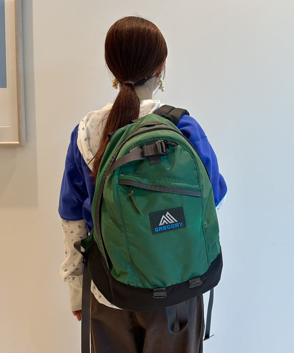 イシイ サオリさんの「BEAMS WOMEN｜フリース ハーフジップ ショートスリーブ」を使ったコーディネート