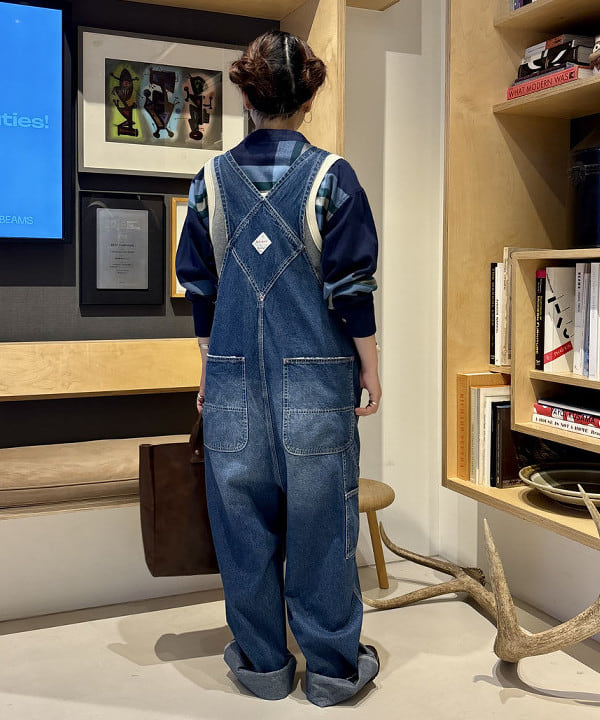 吉野 多恵さんの「BEAMS WOMEN｜【別注】BIGMAC / リペア オーバーオール▲」を使ったコーディネート