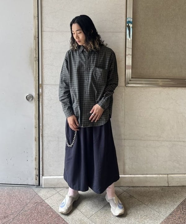 菊田 悠さんの「BEAMS WOMEN｜ヘビーオックスフォード ボタンダウンシャツ」を使ったコーディネート