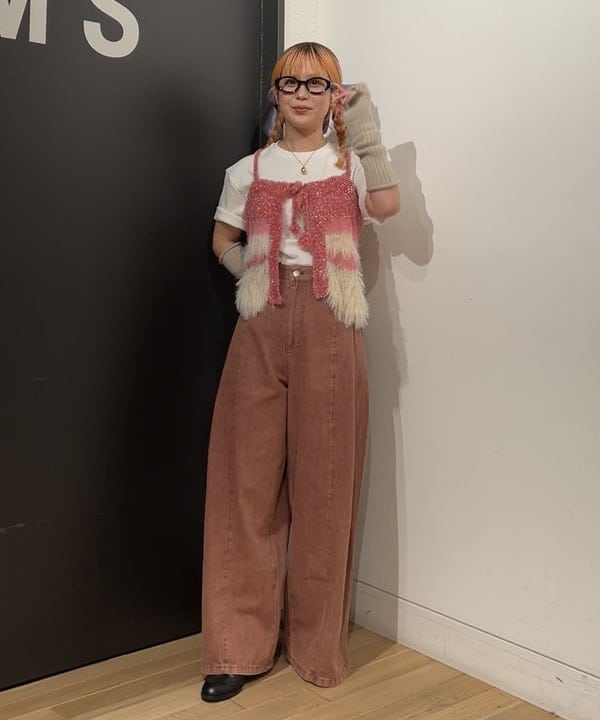 ando naoさんの「BEAMS WOMEN｜maturely / ダメージ アームウォーマー」を使ったコーディネート