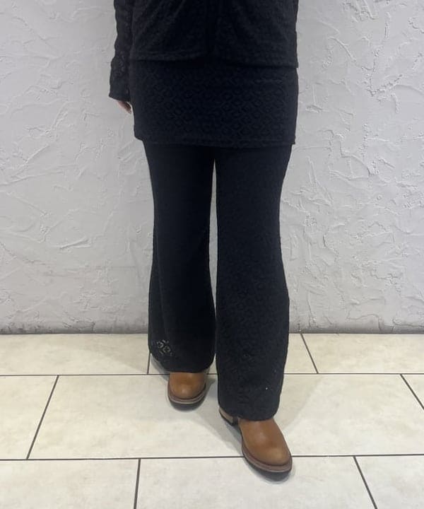 星野 真依さんの「BEAMS WOMEN｜レース スカート セット フレア パンツ」を使ったコーディネート