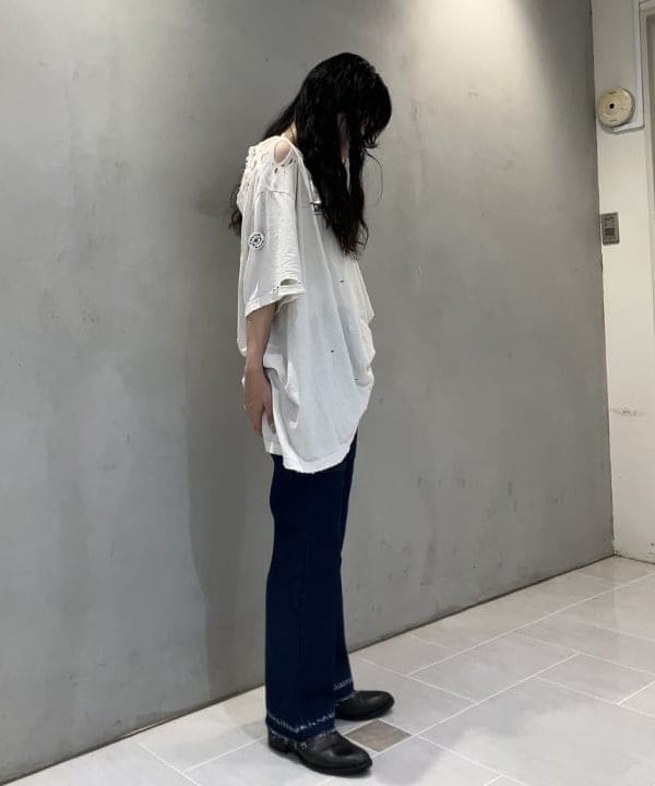 須賀さんの「BEAMS WOMEN｜デニム ブッシュ パンツ」を使ったコーディネート