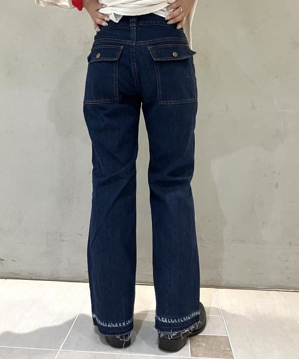 須賀さんの「BEAMS WOMEN｜デニム ブッシュ パンツ」を使ったコーディネート