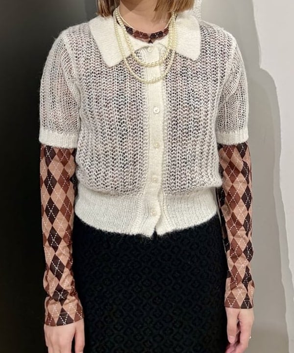 早川 萌子さんの「BEAMS WOMEN｜シャギー メッシュ ポロ カーディガン」を使ったコーディネート