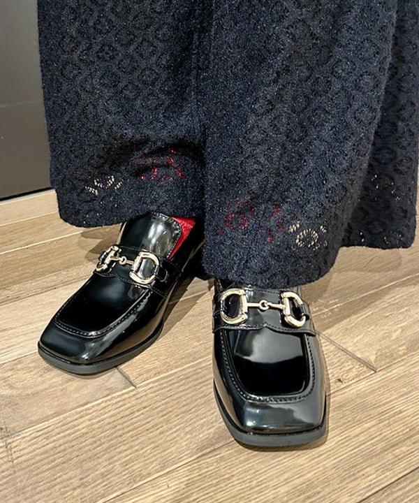 早川 萌子さんの「BEAMS WOMEN｜シャギー メッシュ ポロ カーディガン」を使ったコーディネート