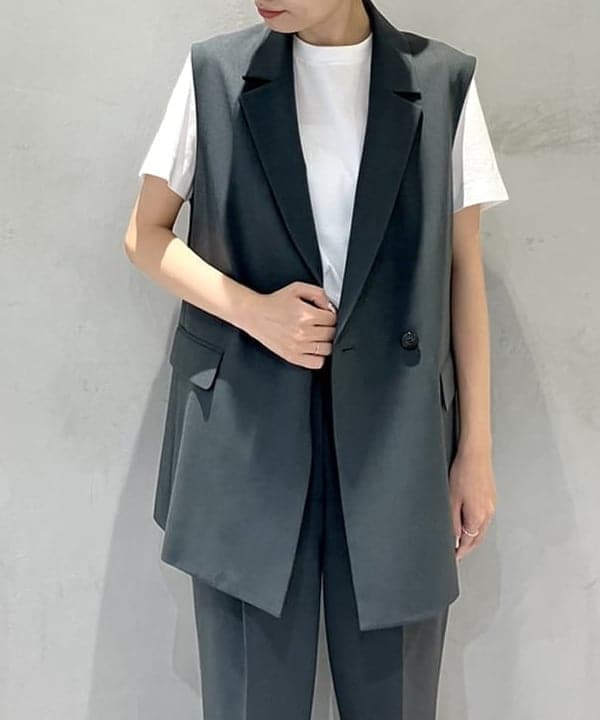 ヒライさんの「BEAMS WOMEN｜トロピカル 1タック パンツ」を使ったコーディネート