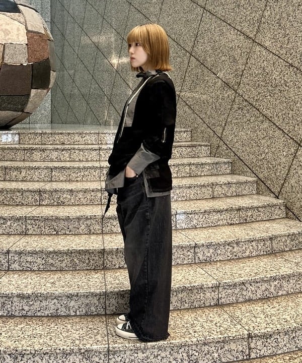 小原 もこさんの「BEAMS WOMEN｜maturely / オーガニック コットン ハート フリルシャツ」を使ったコーディネート