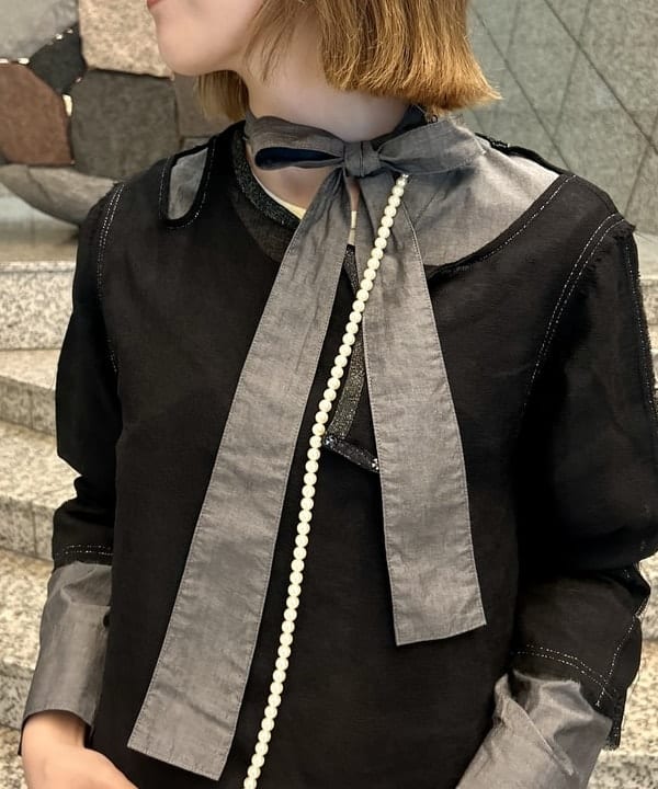 小原 もこさんの「BEAMS WOMEN｜maturely / オーガニック コットン ハート フリルシャツ」を使ったコーディネート