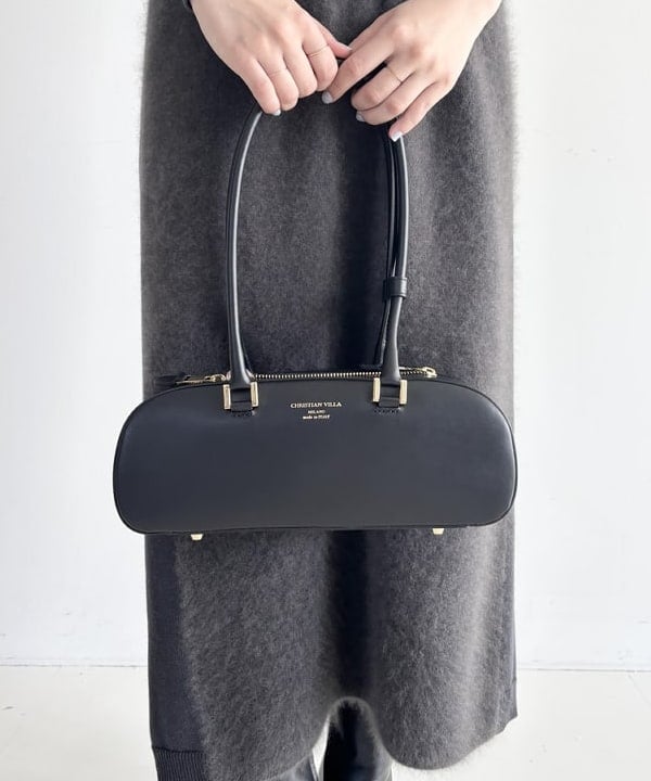 坂本 涼花さんの「BEAMS WOMEN｜フラッフィ クルーネック ニット ワンピース」を使ったコーディネート