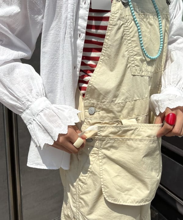 み　う　ちさんの「BEAMS WOMEN｜ユーロ ヴィンテージ フリル シャツ」を使ったコーディネート