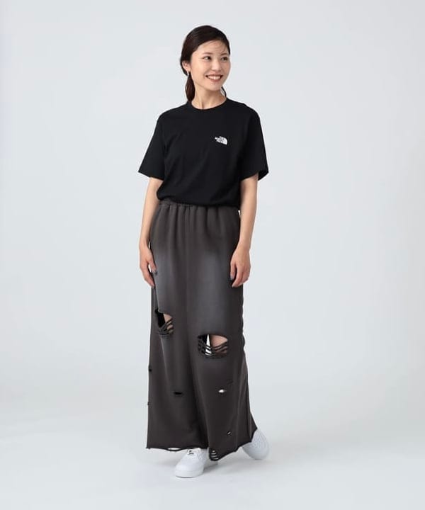 佐々木 南美さんの「BEAMS WOMEN｜【WEB限定】NIKE / ナイキ エア フォース1 '07▲」を使ったコーディネート