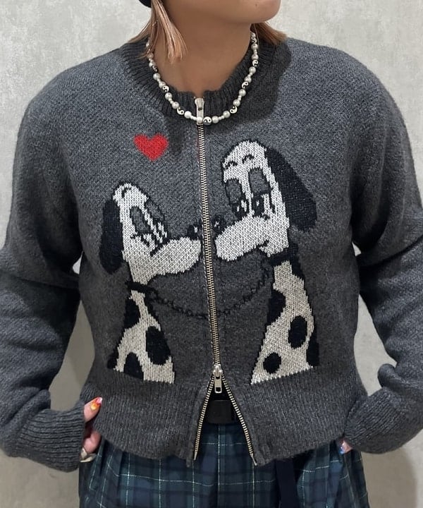 あゆさんの「BEAMS WOMEN｜スパンコール ビーニー 25」を使ったコーディネート