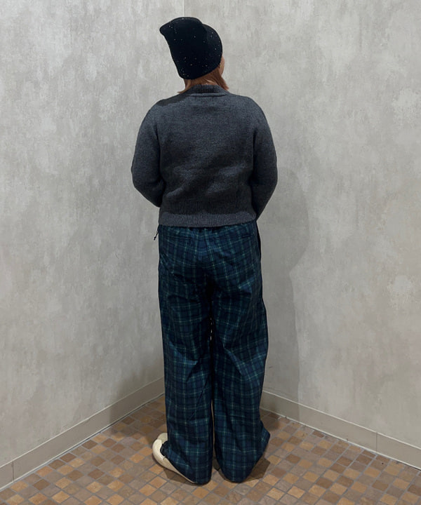 あゆさんの「BEAMS WOMEN｜スパンコール ビーニー 25」を使ったコーディネート