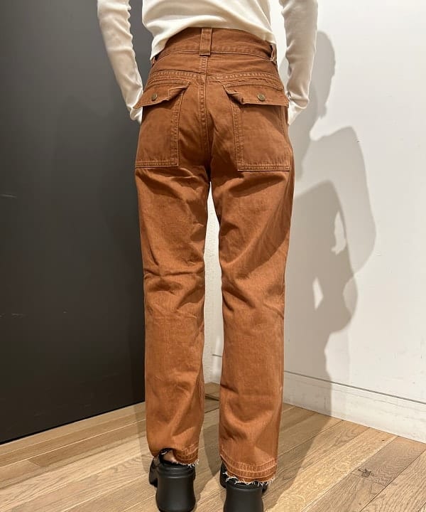 佐藤 亜美さんの「BEAMS WOMEN｜デニム ブッシュ パンツ」を使ったコーディネート