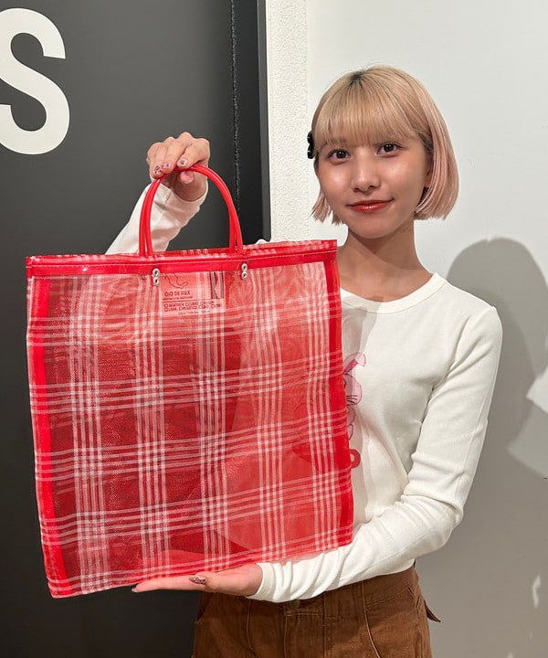 佐藤 亜美さんの「BEAMS WOMEN｜デニム ブッシュ パンツ」を使ったコーディネート