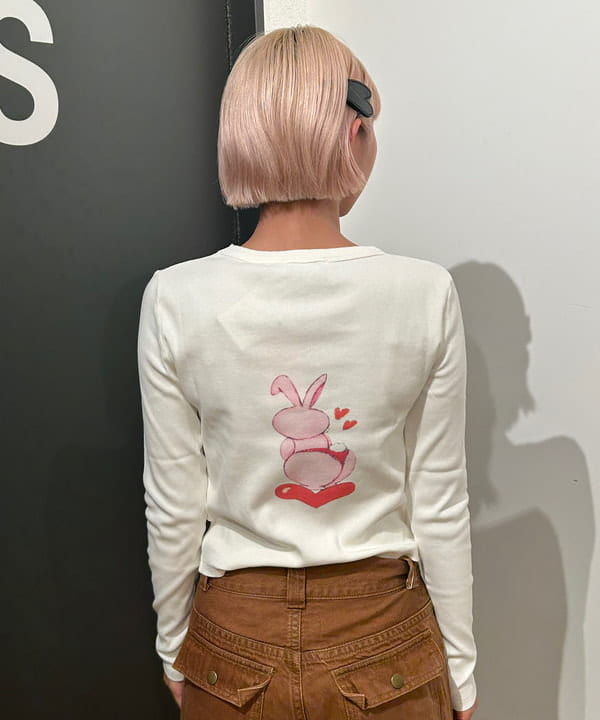 佐藤 亜美さんの「BEAMS WOMEN｜デニム ブッシュ パンツ」を使ったコーディネート