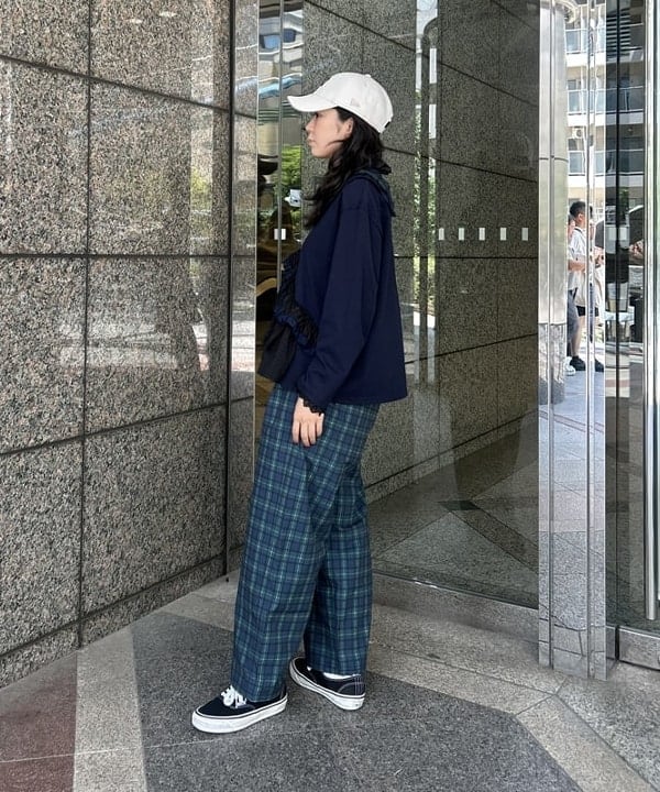 ばるたんさんの「BEAMS WOMEN｜【別注】TORI-TO / フリルカラー Tシャツ」を使ったコーディネート