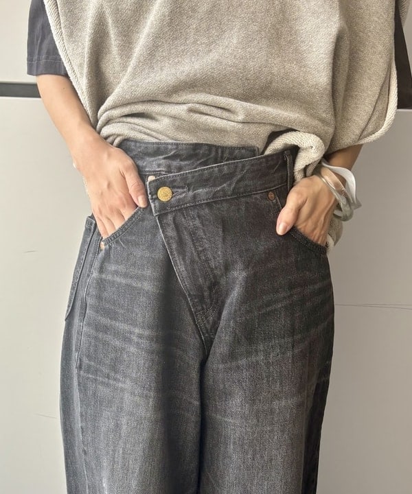 みりさんの「maturely / グリッターミニワンピース」を使ったコーディネート