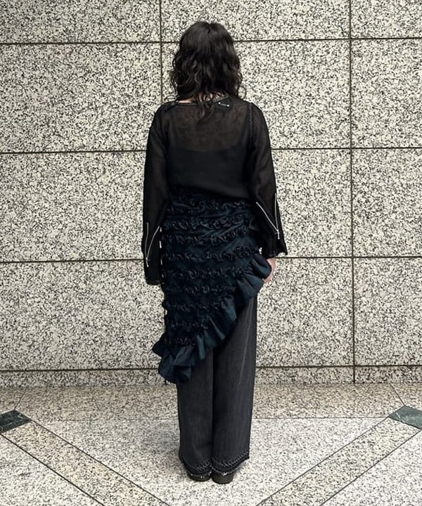 Sakiさんの「BEAMS WOMEN｜maturely / メッシュ トップ ロングスリーブ」を使ったコーディネート