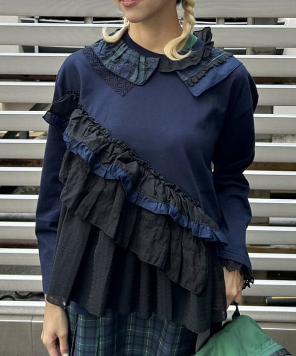 MATSUMOTO AMIさんの「BEAMS WOMEN｜【別注】Gramicci / プリーツ スカート」を使ったコーディネート