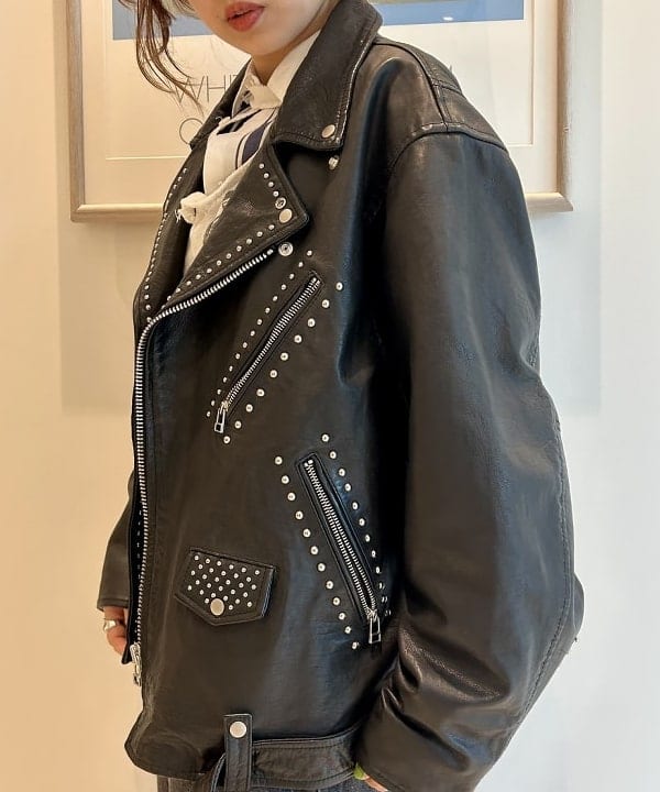 ナツハさんの「BEAMS WOMEN｜maturely / ストライプ アンド ソリッド カットオフ ロングスリーブ シャツ」を使ったコーディネート