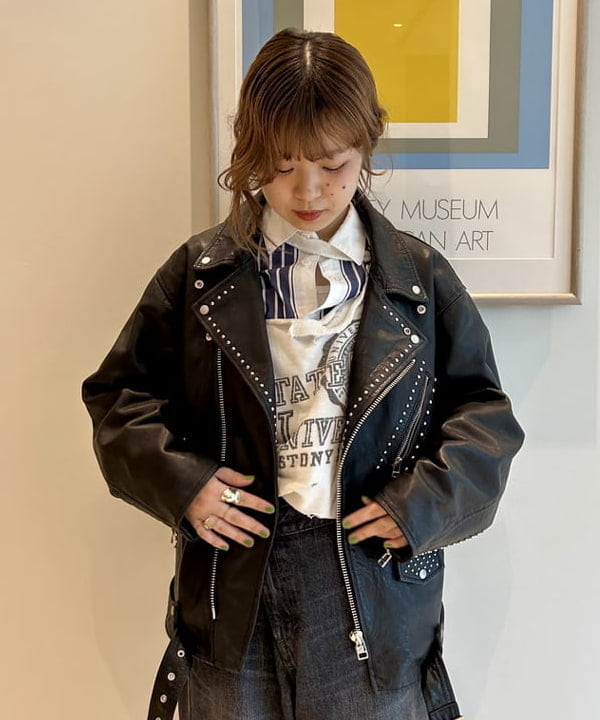 ナツハさんの「BEAMS WOMEN｜maturely / ストライプ アンド ソリッド カットオフ ロングスリーブ シャツ」を使ったコーディネート