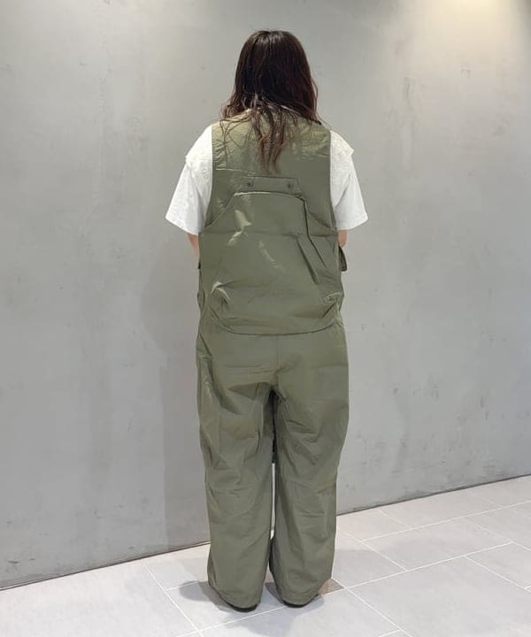 kawaiさんの「BEAMS WOMEN｜コットンウェザー ハンティングベスト オールインワン」を使ったコーディネート