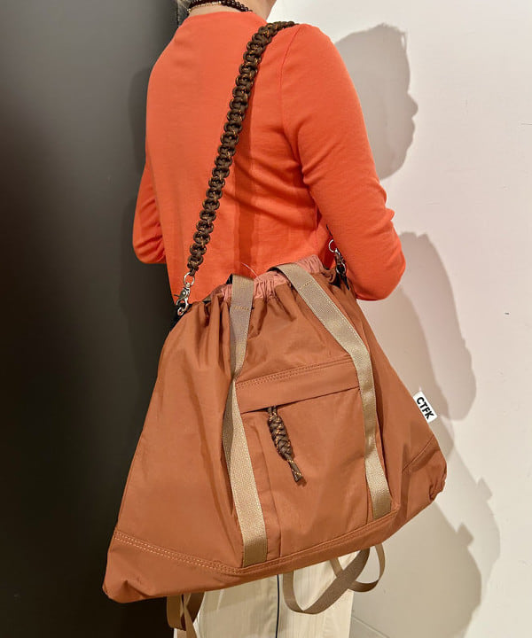 早川 萌子さんの「BEAMS WOMEN｜シアーコットン ロングスリーブT」を使ったコーディネート