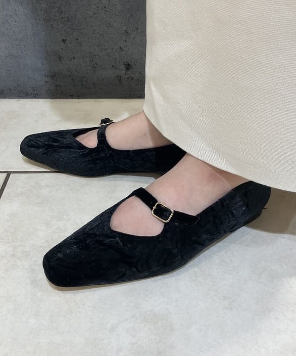 菜月さんの「BEAMS WOMEN｜ポリエステル ウール トロピカル シアー シャツ」を使ったコーディネート