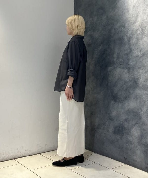 菜月さんの「BEAMS WOMEN｜ポリエステル ウール トロピカル シアー シャツ」を使ったコーディネート