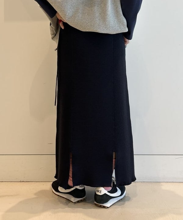 清水 彩乃さんの「BEAMS WOMEN｜ARC&rsquo;TERYX / MANTIS 26 BACKPACK」を使ったコーディネート