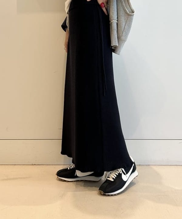 清水 彩乃さんの「BEAMS WOMEN｜ARC&rsquo;TERYX / MANTIS 26 BACKPACK」を使ったコーディネート