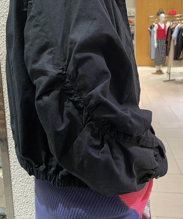 マツミヤさんの「BEAMS WOMEN｜フロッキー デニム ワイド パンツ」を使ったコーディネート